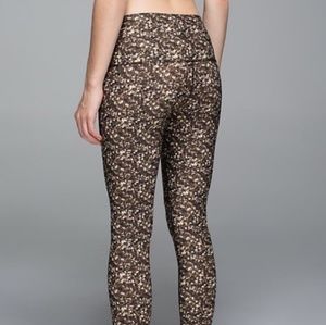 gold sequin wunder under lulu leggings